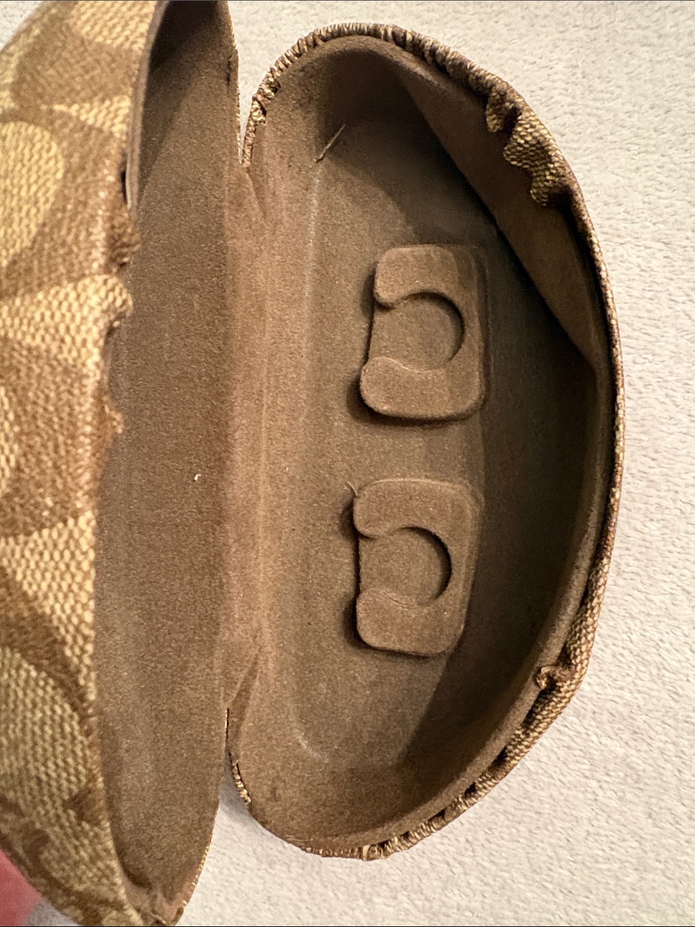 Coach Brown Signature Pattern Sunglass Case - Picture 3 of 3